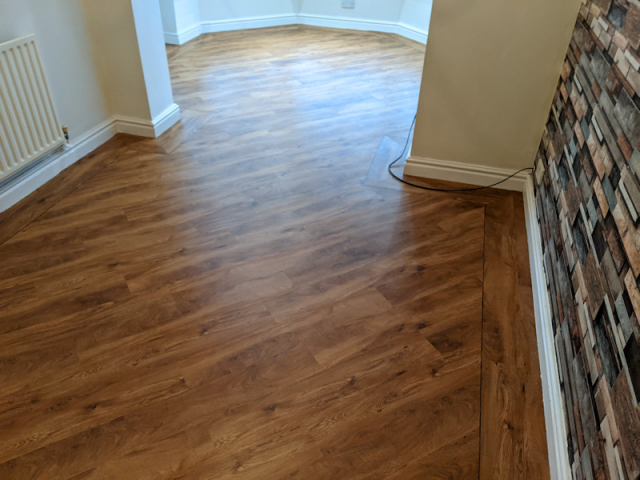 Middle into Conservatory - J2 flooring Rustic Textures RT07 Warm Oak